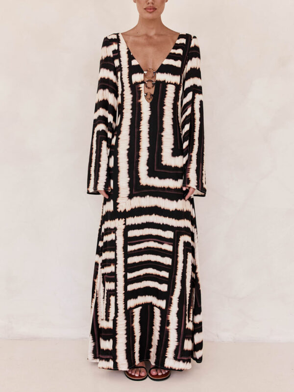 Bohemian Style Unique Printed V Tie Ring Maxi Dress - Image 4