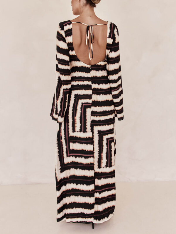 Bohemian Style Unique Printed V Tie Ring Maxi Dress - Image 5